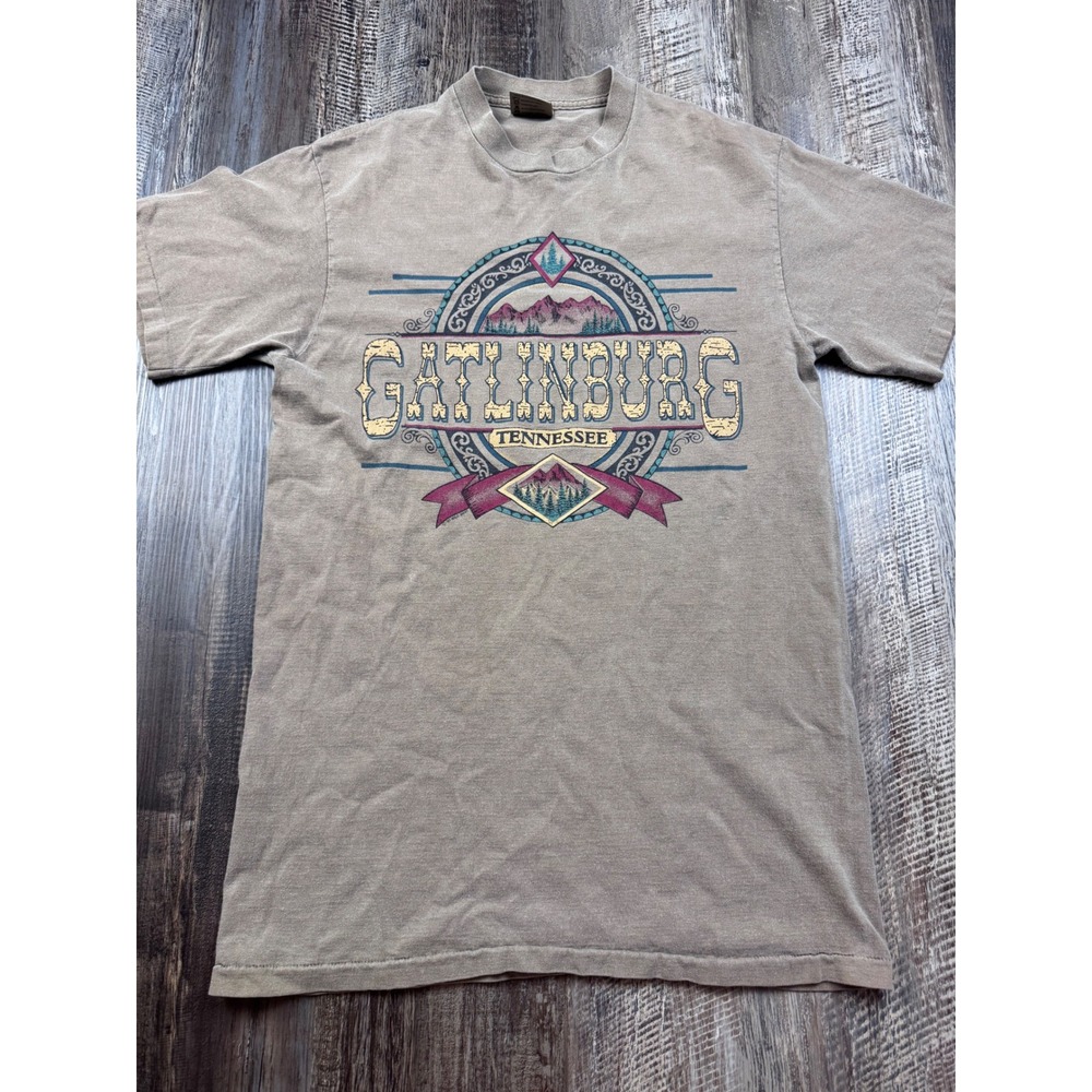 Vintage Oneita Power-T Gatlinburg Tennessee T-Shirt Mens Medium Tan Made in USA